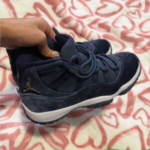 Navy Blue High-Top Jordan 11 Retro Sneakers